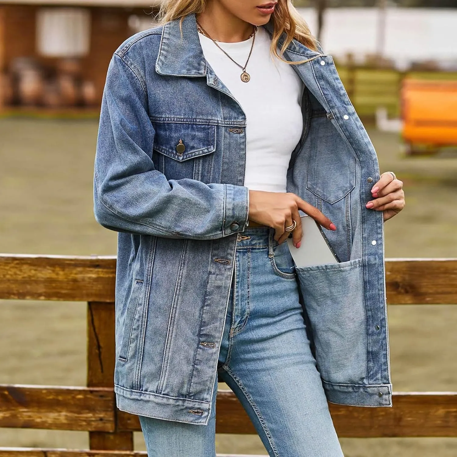 2023 Jean Jacket for Women Distressed Frayed Denim Jacket Ladies Retro Classic Ripped Stretchy Jacket Coats with Pockets