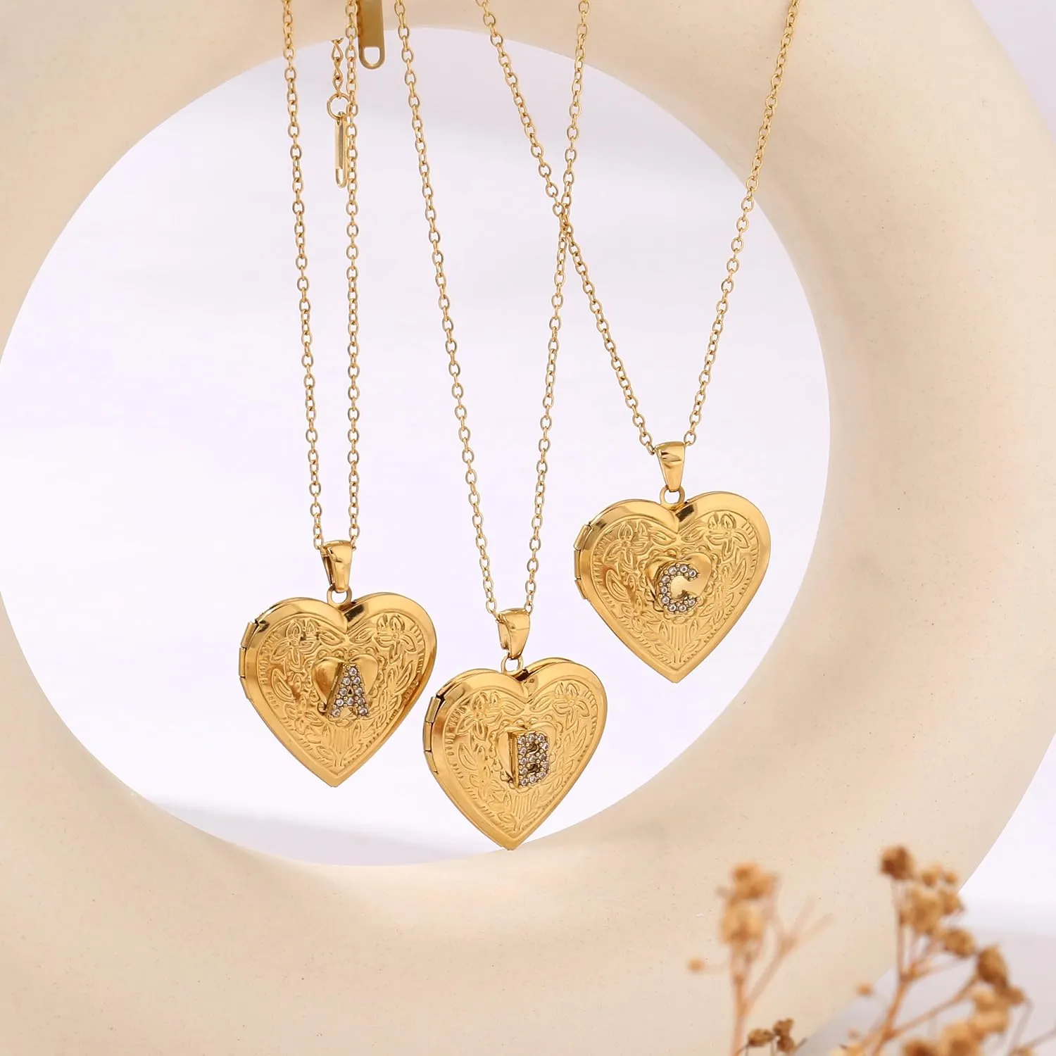Badu Gold Initial A-Z Necklace for Women Heart Photo Lockets that Hold Picture Love Image Cubic Zirconia Necklace