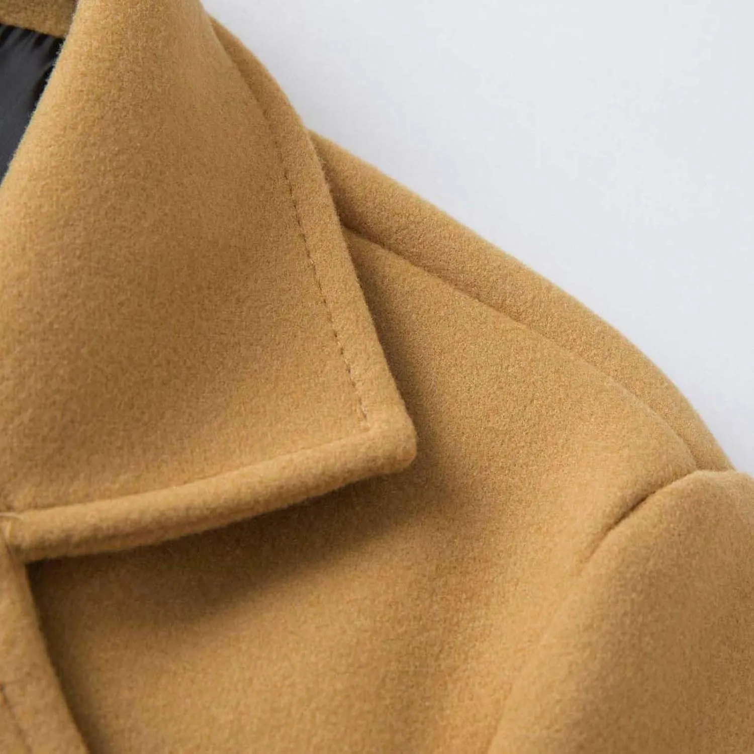 Men's Winter Wool Coats Notch Lapel Double Breasted Long Trench Coat Casual Slim Fit Business Warm Overcoat Peacoat
