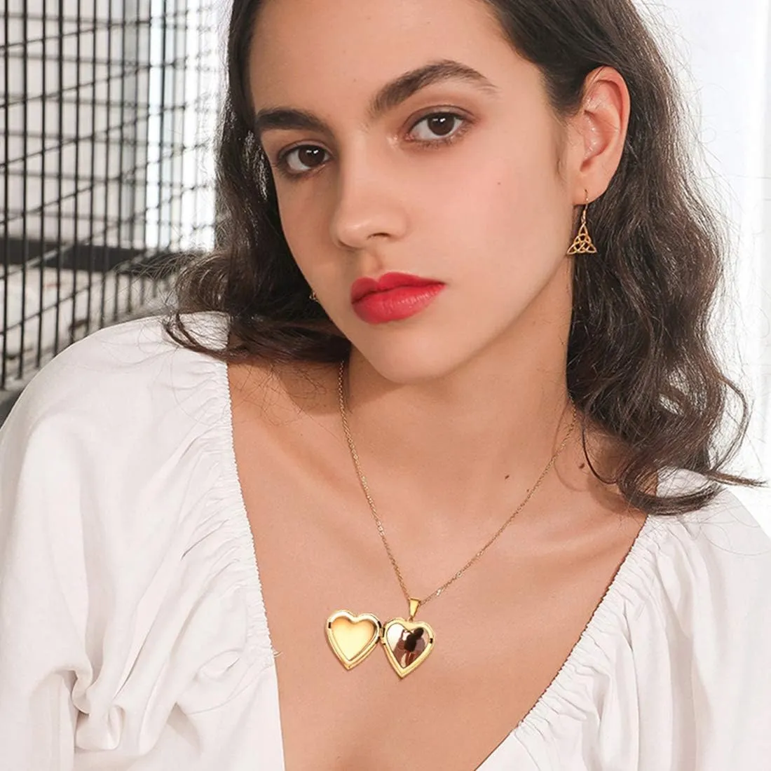 U7 Women Locket Necklace Platinum 14K Gold Photo Lockets that Hold Picture,Chain 20 Inch Personalized Gift Custom Love Heart Image Necklaces